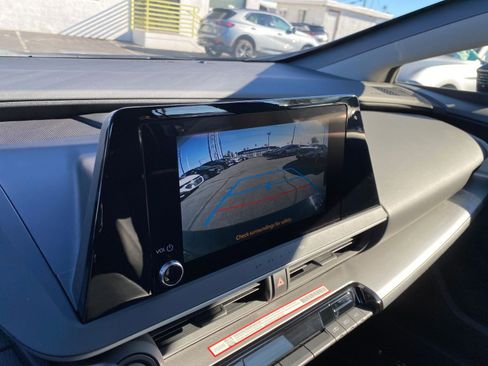 Used 2025 Toyota Prius LE image 17