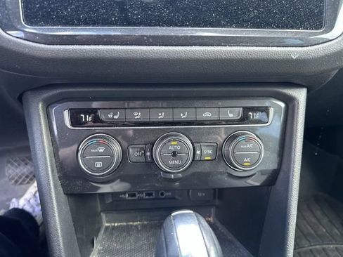 Used 2019 Volkswagen Tiguan SEL Premium w/ 3rd Row Seat Package AWD/4WD image 20