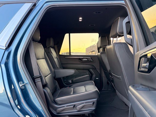 Used 2025 Chevrolet Tahoe Premier RWD image 15
