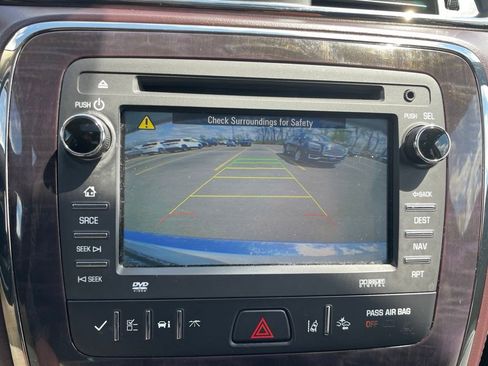 Used 2016 Buick Enclave Premium AWD/4WD image 24