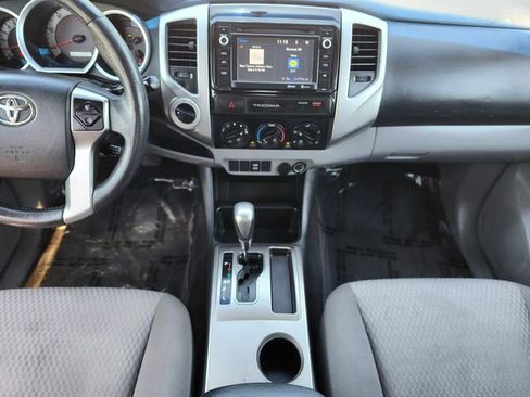 Used 2015 Toyota Tacoma 4x4 Access Cab w/ SR5 Package image 14
