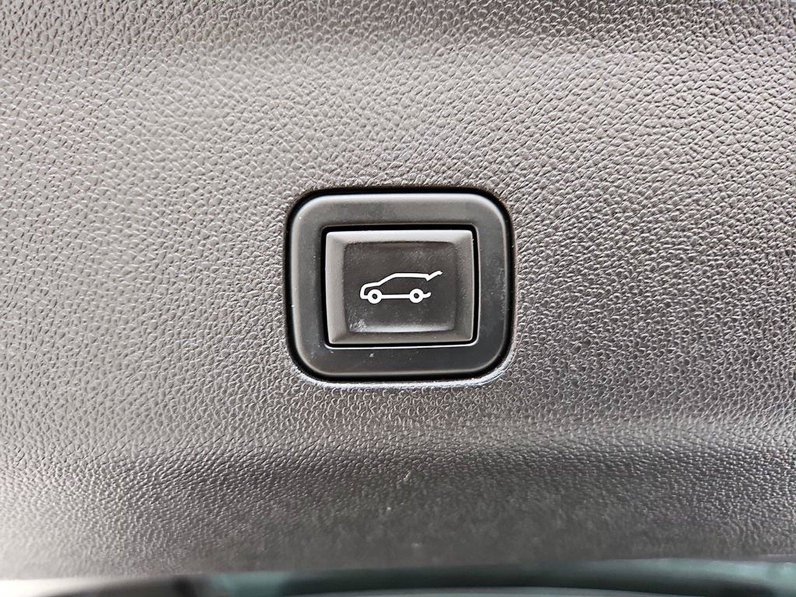 Used 2023 GMC Yukon Denali AWD/4WD image 17