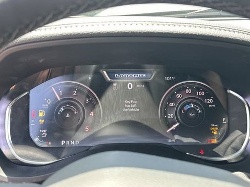 New 2026 RAM 2500 Laramie AWD/4WD image 26