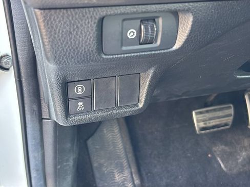Used 2024 Honda Civic Sport image 9