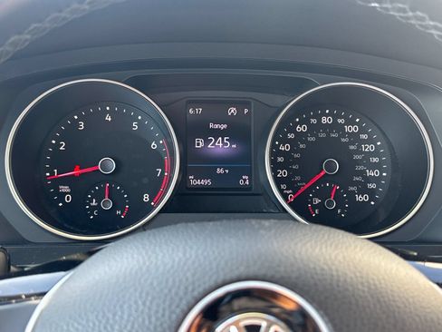 Used 2019 Volkswagen Tiguan SE AWD/4WD image 26