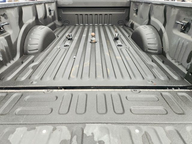 Used 2018 Ford F450 Platinum w/ Platinum Ultimate Package AWD/4WD image 33