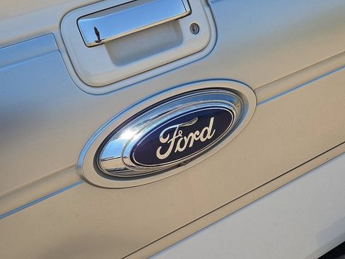 Used 2013 Ford F150 Platinum AWD/4WD image 12