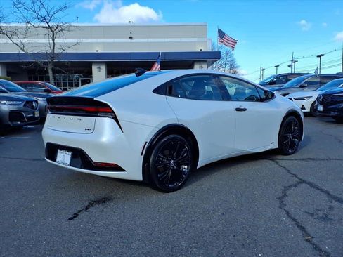 Used 2025 Toyota Prius AWD image 6