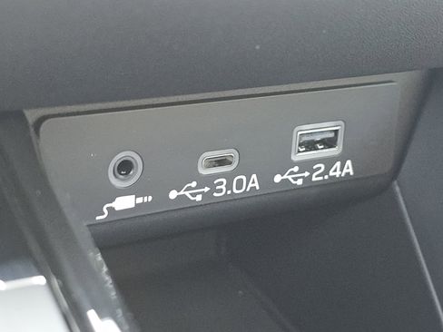 New 2025 Subaru Outback Premium image 26