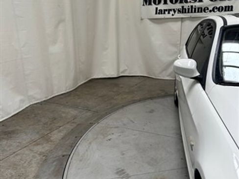 Used 2011 BMW 328i xDrive Sedan image 11