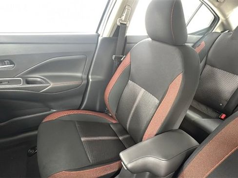 New 2025 Nissan Versa SR w/ Trunk Package image 13