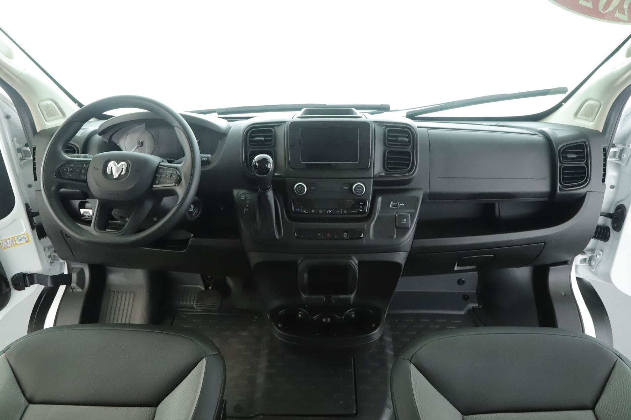Used 2026 RAM ProMaster 2500 w/ Convenience Group FWD image 2