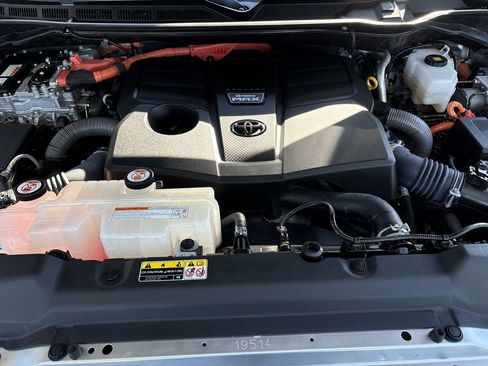 Used 2022 Toyota Tundra Platinum image 26