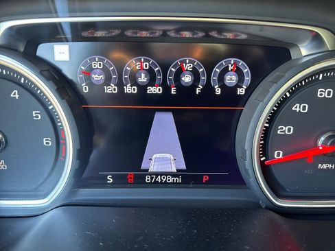 Used 2021 Chevrolet Suburban High Country w/ Premium Package image 68