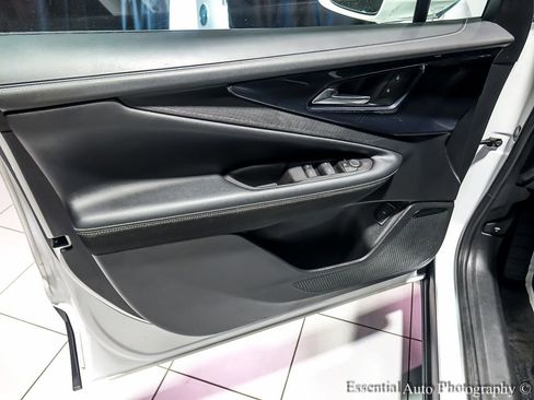 Used 2024 Chevrolet Blazer EV LT AWD/4WD image 27