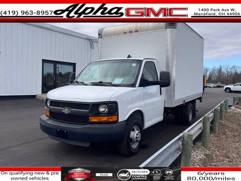 Used 2016 Chevrolet Express 3500 image 1