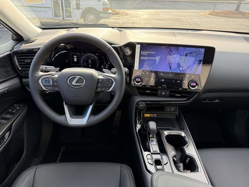 Used 2026 Lexus NX 350h AWD w/ Premium Package image 8