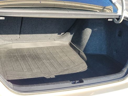 Used 2019 Honda Accord Touring image 8