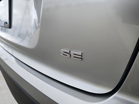 Used 2022 Mitsubishi Eclipse Cross SE image 10