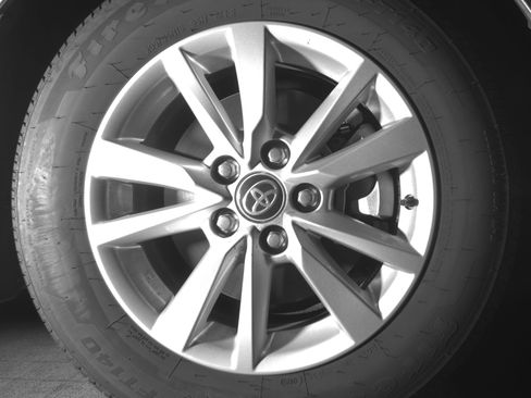 Used 2025 Toyota Camry LE image 13