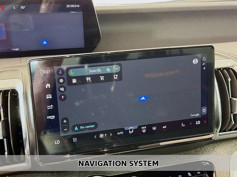 Used 2025 Ford Expedition Tremor AWD/4WD image 3