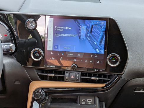 Used 2023 Lexus NX 350 AWD image 19