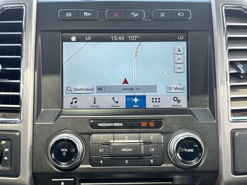 Used 2017 Ford F450 Platinum w/ Platinum Ultimate Package AWD/4WD image 18