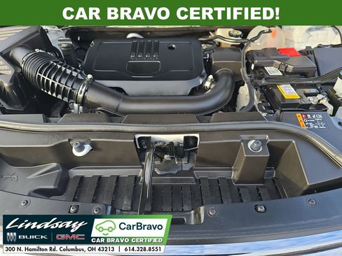 Certified 2023 GMC Acadia SLT w/ Preferred Package image 29