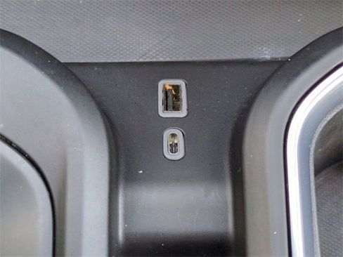 Used 2024 GMC Sierra 1500 Denali w/ Denali Reserve Package image 23