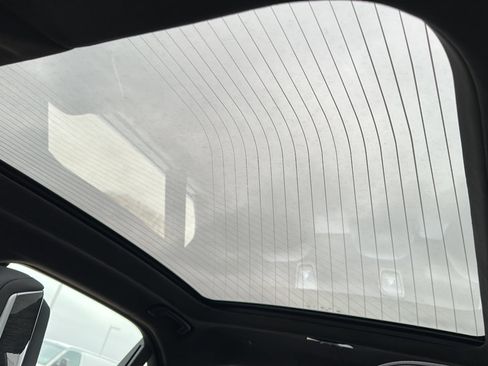 New 2026 BMW 740i image 27