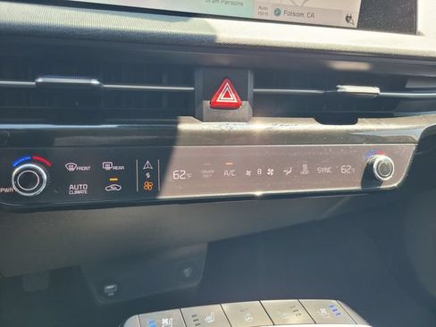 Used 2024 Kia EV6 Wind w/ Wind Technology Package AWD/4WD image 23