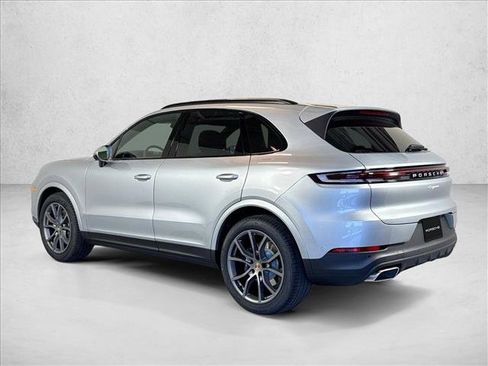 Used 2026 Porsche Cayenne AWD/4WD image 3