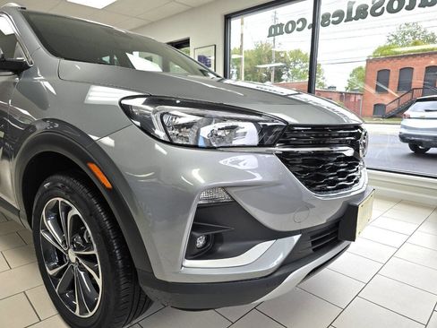 Used 2023 Buick Encore GX Select w/ Safety Package II image 5