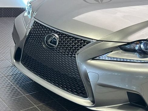 Used 2016 Lexus IS 350 RWD image 7