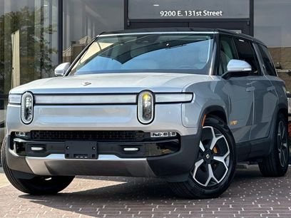 Used 2023 Rivian R1S Adventure