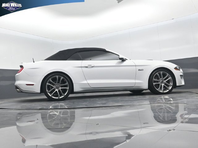 Used 2018 Ford Mustang GT Premium RWD image 24