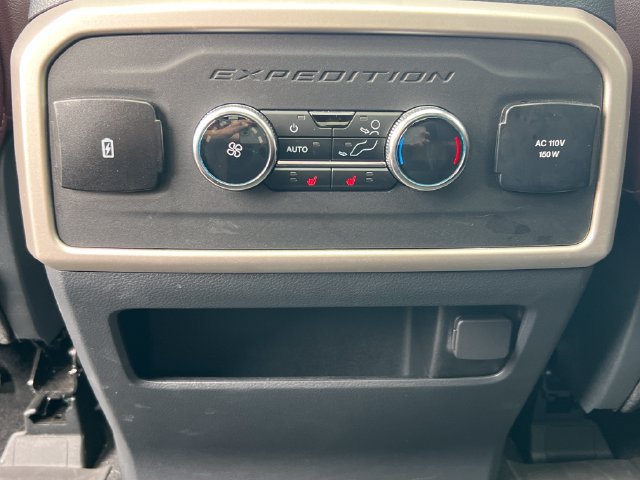Used 2024 Ford Expedition Limited RWD image 36
