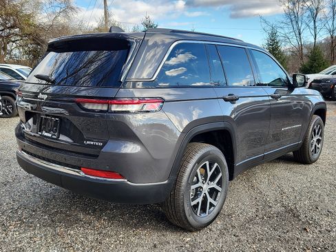 New 2025 Jeep Grand Cherokee Limited image 4