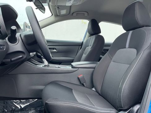 Used 2025 Nissan Sentra SV image 24