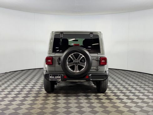 Certified 2023 Jeep Wrangler Unlimited Sahara w/ Safety Group AWD/4WD image 6