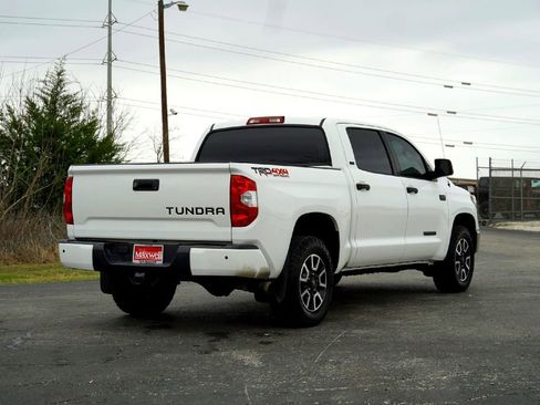 Used 2019 Toyota Tundra SR5 w/ TRD Off Road Package image 6