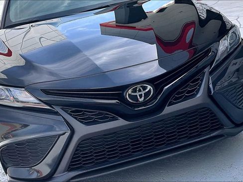 Certified 2024 Toyota Camry SE w/ Convenience Package image 32