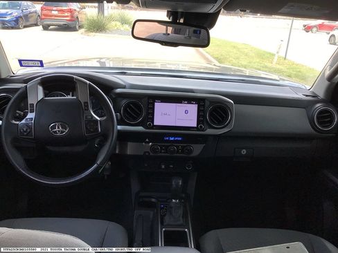 Used 2021 Toyota Tacoma SR5 RWD image 9