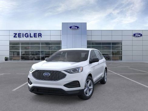 New 2024 Ford Edge SE image 2