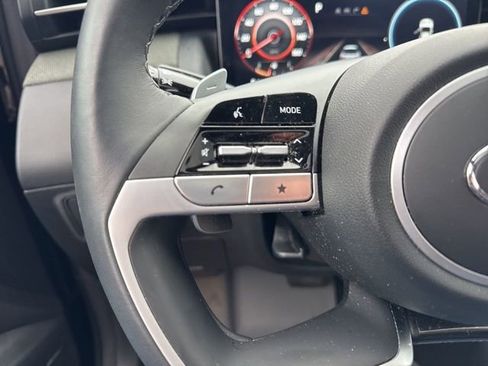 Used 2024 Hyundai Santa Cruz Limited image 16