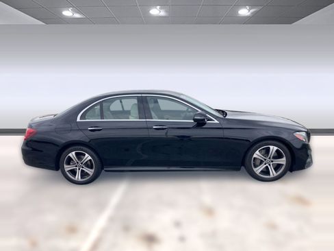 Used 2020 Mercedes-Benz E 350 Sedan w/ Premium Package image 7