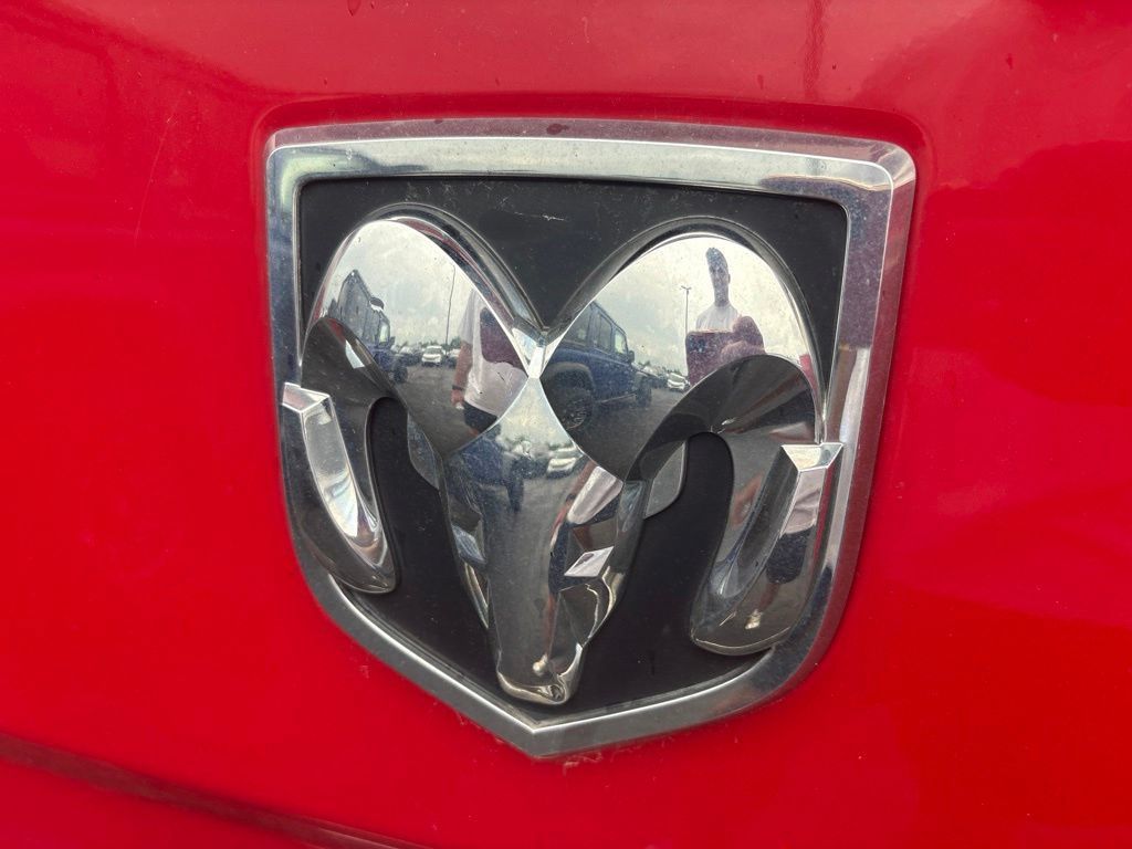 Used 2012 RAM 1500 Classic SLT AWD/4WD image 14