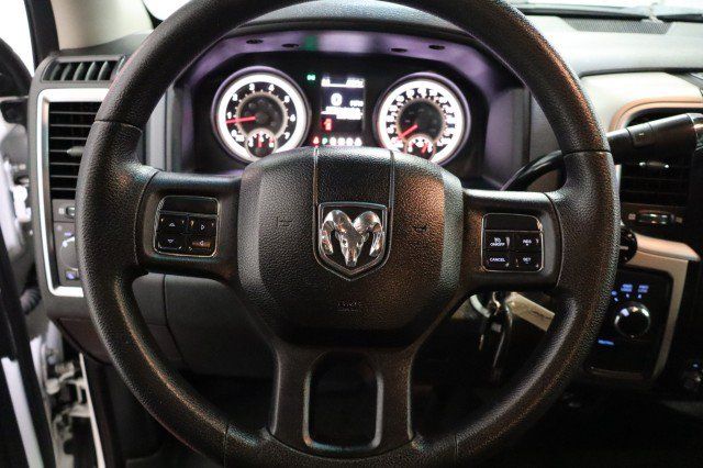 Used 2015 RAM 3500 SLT AWD/4WD image 33