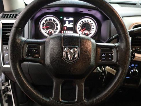 Used 2015 RAM 3500 SLT AWD/4WD image 33