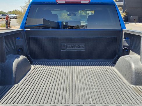 Used 2024 Chevrolet Silverado 1500 LT RWD image 28